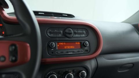 Car image 37