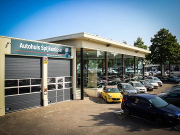 Car image 33