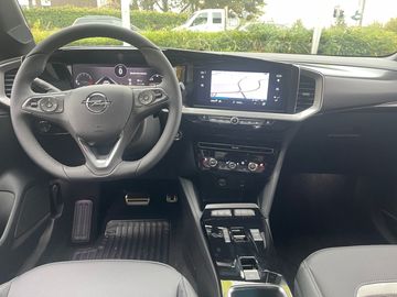 Car image 11