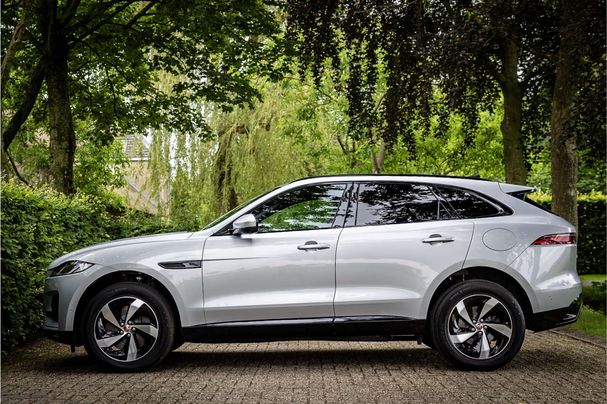 Jaguar F-Pace P400e S 297 kW image number 4