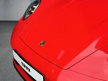 Car image 30