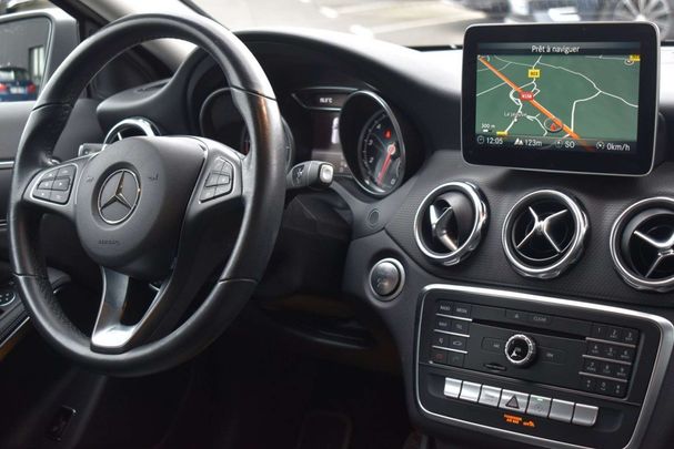 Mercedes-Benz GLA 200 7G-DCT 115 kW image number 6