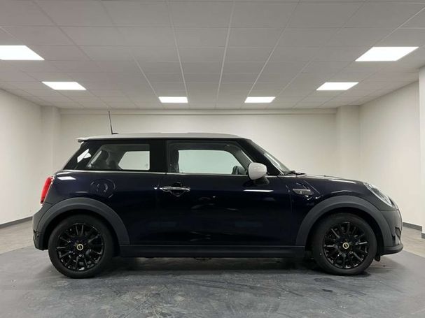 Mini Cooper SE Classic 137 kW image number 3