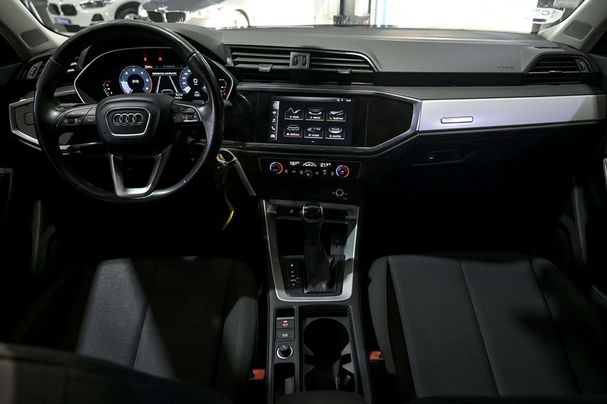 Audi Q3 35 TDI S tronic 110 kW image number 8