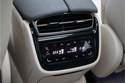 Car image 37