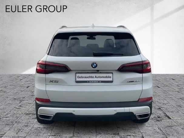 BMW X5 45e xDrive 290 kW image number 3