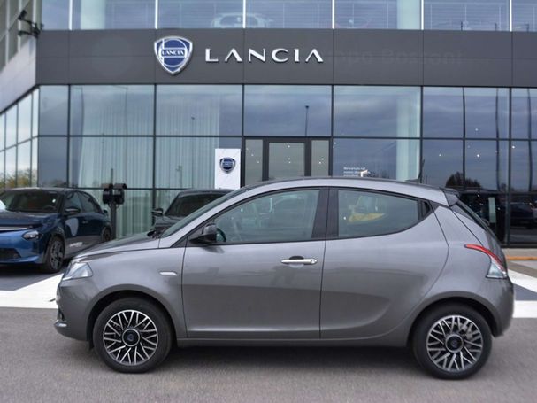 Lancia Ypsilon 51 kW image number 24