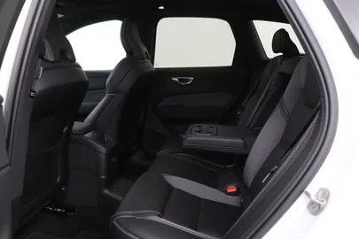 Car image 48