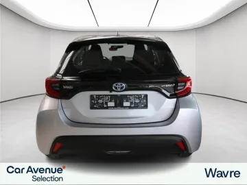 Car image 5