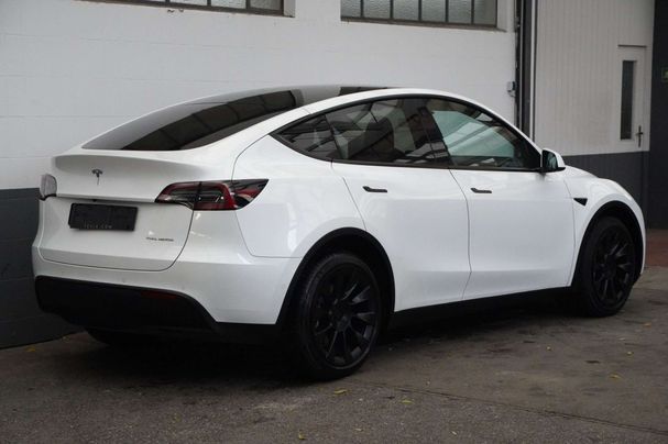 Tesla Model Y Long Range AWD 378 kW image number 20