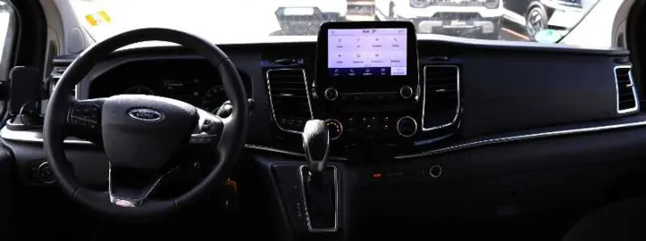 Car image 29