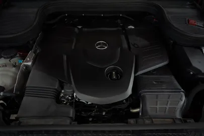 Car image 27
