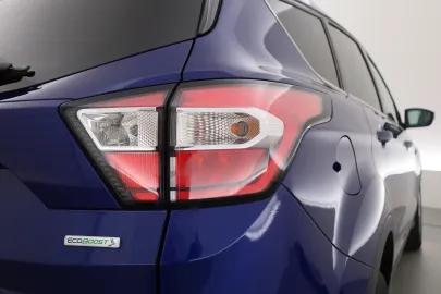 Car image 38