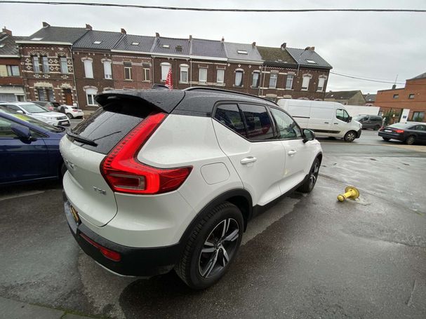 Volvo XC40 T3 120 kW image number 3