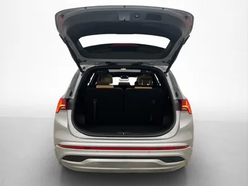 Car image 34