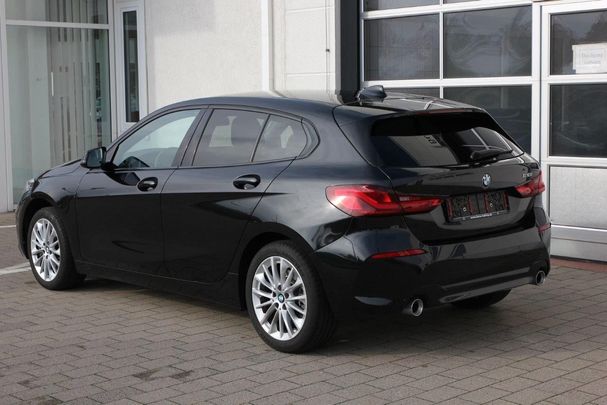 BMW 120i Advantage 131 kW image number 3