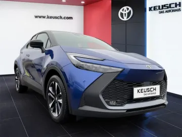 Car image 18