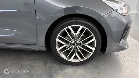 Car image 20