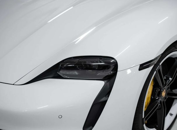 Porsche Taycan Turbo S 560 kW image number 35