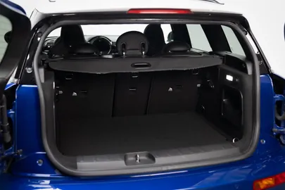 Car image 39