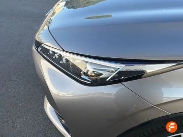 Car image 29