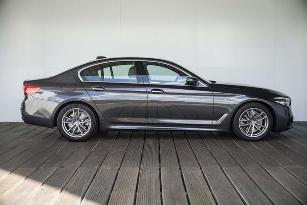 BMW 520i 135 kW image number 3