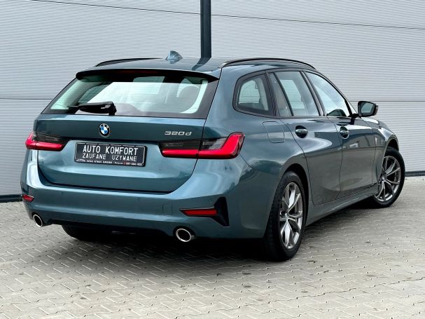 BMW 320d Touring Sport Line 140 kW image number 18