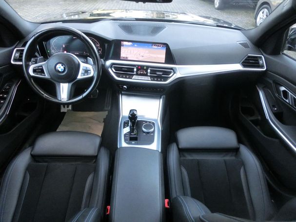 BMW 330i xDrive 135 kW image number 11