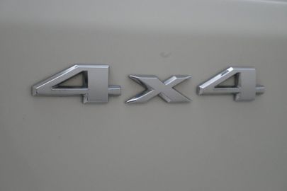 Car image 33