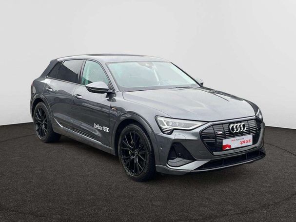 Audi e-tron 55 quattro S-line 300 kW image number 18