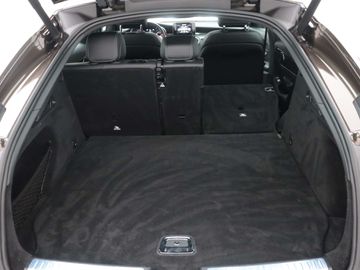 Car image 36