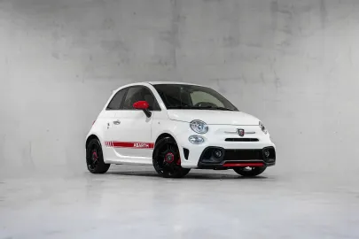 Car image 20