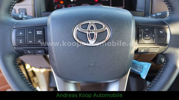 Toyota Land Cruiser 2.8 150 kW image number 13