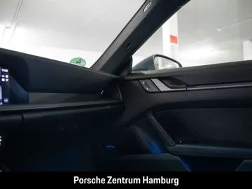 Car image 33