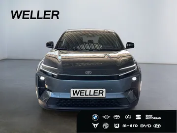 Car image 3