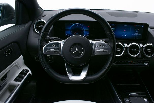 Mercedes-Benz GLA 250 e 160 kW image number 14