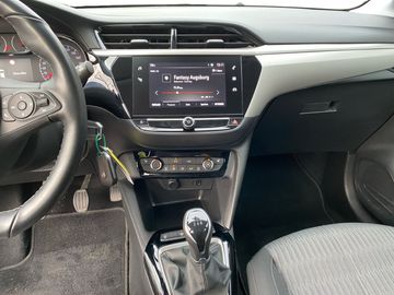 Car image 12