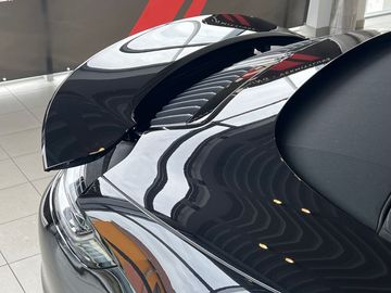 Car image 33