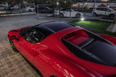 Car image 26