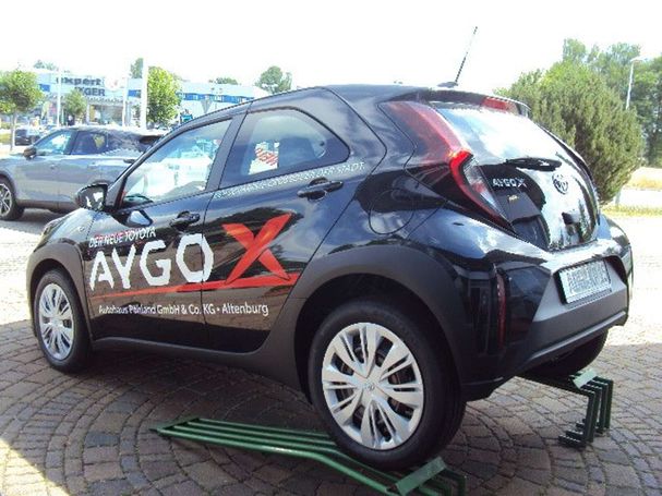 Toyota Aygo X 53 kW image number 4