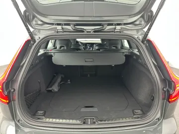 Car image 38