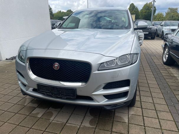 Jaguar F-Pace 30d AWD Portfolio 221 kW image number 2