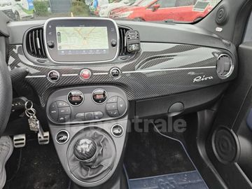 Car image 30