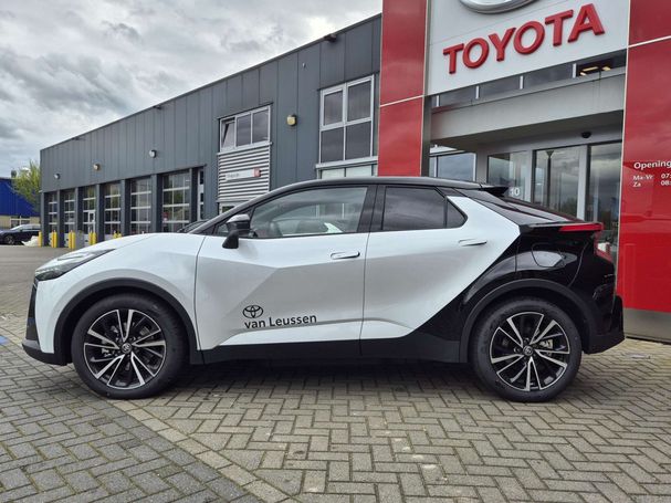 Toyota C-HR Plug-In Hybrid 164 kW image number 2