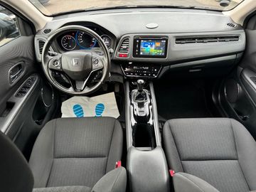 Car image 19