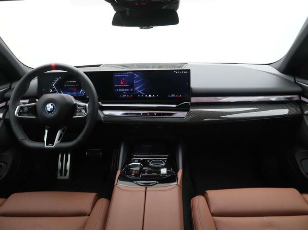 BMW i5 M60 xDrive 442 kW image number 12