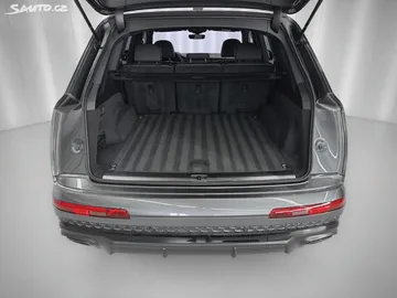 Car image 31