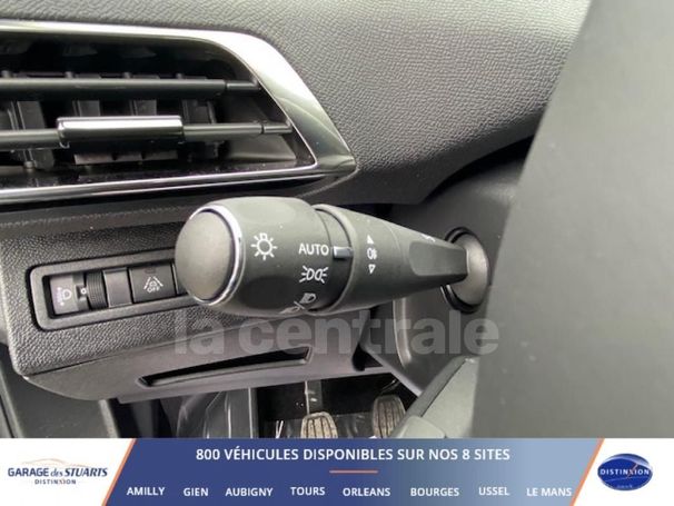 Peugeot 3008 PureTech 130 Allure 96 kW image number 29