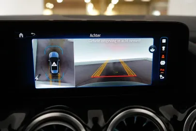 Car image 33
