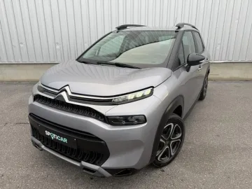 Car image 30